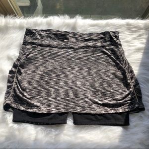 Athleta 2 in 1 Contender Space Dye Skort L Black